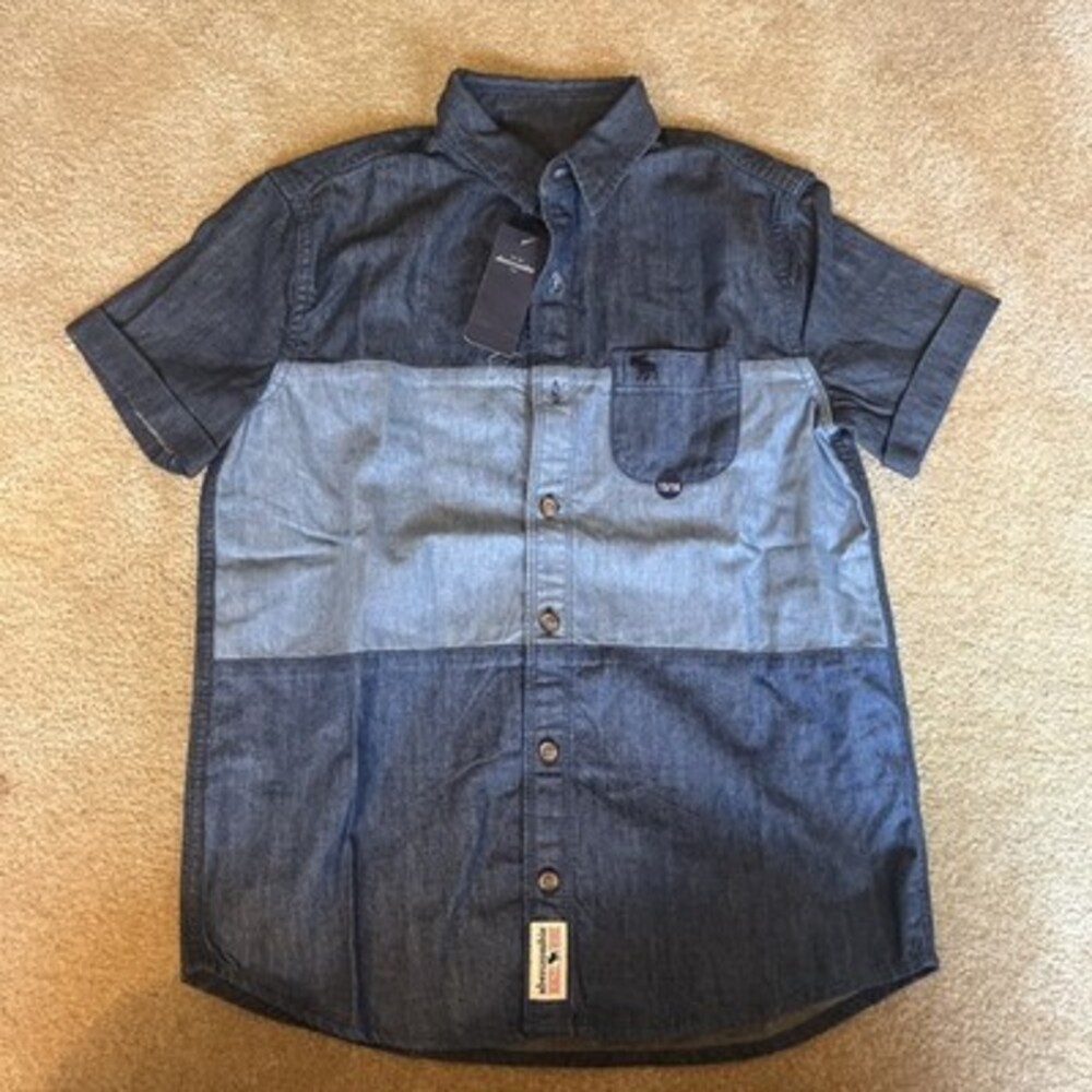 Abercrombie Boys 15/16 Casual Short Sleeve Dress Shirt Button Up Blue Denim